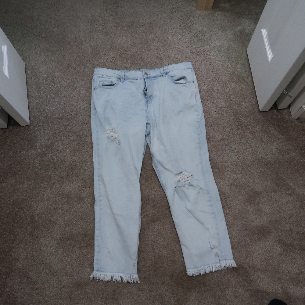 Light Washed Ripped Jeans - Picture 1 of 2